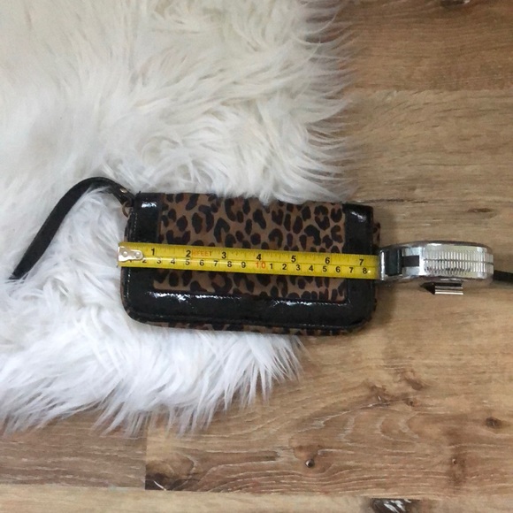 Kate Spade Leopard Print Wristlet - Picture 2 of 8